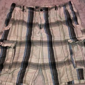 striped men’s shorts
